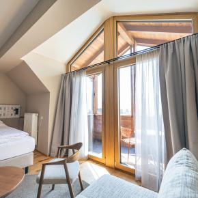balkon mit ausblick im peak panorama