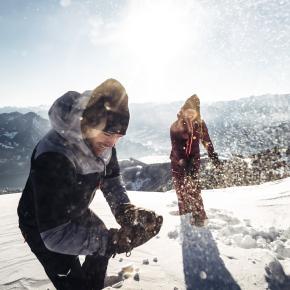 spass-im-schnee-auf-der-schmittenhohe---fun-on-schmittenhohe-in-winter-c-zell-am-see-kaprun-tourismus_original