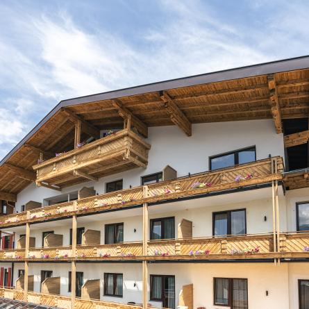 Hotel Neue Post, Upside Down Town Hotel Zell am See s-20240625-neue-post-104-JOE