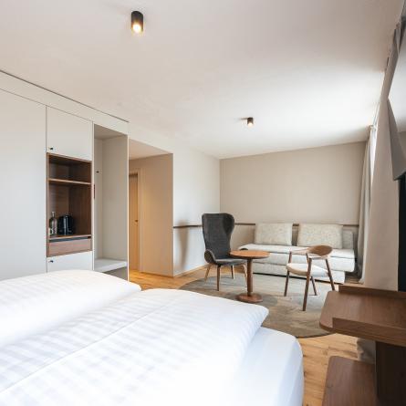 Hotel Neue Post, Upside Down Town Hotel Zell am See 20240625-neue-post-138-JOE