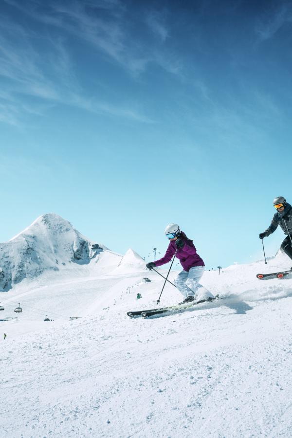 Skifahren am Kitzsteinhorn II - Skiiing on Kitzsteinhorn II (c) Kitzsteinhorn_original